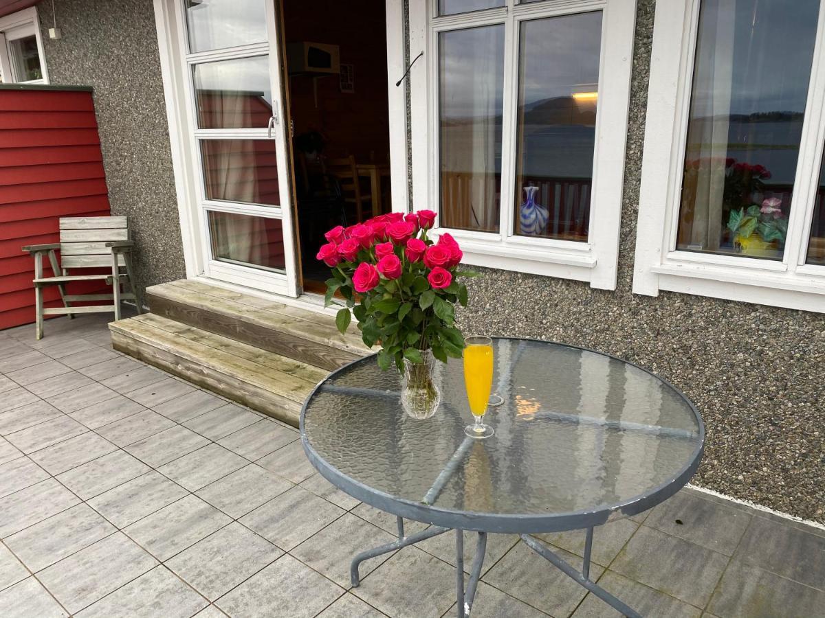 Solvag Fjord Ferie Villa Hjelmeland Exterior photo