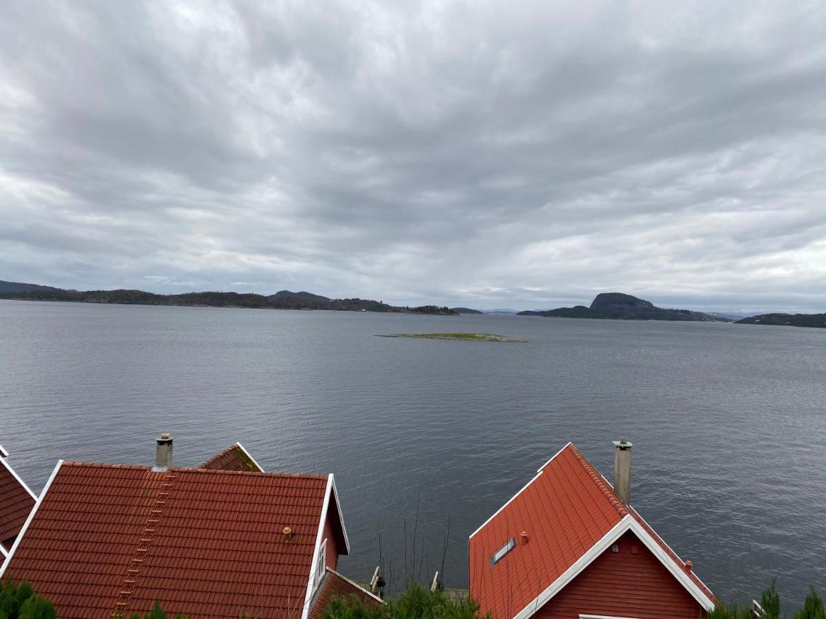 Solvag Fjord Ferie Villa Hjelmeland Exterior photo